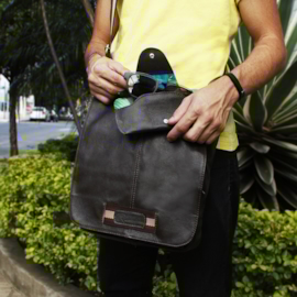 Bolsa Carteiro de Couro Apolo – Marrom Café Bolsa Carteiro de Couro Apolo – Marrom Café