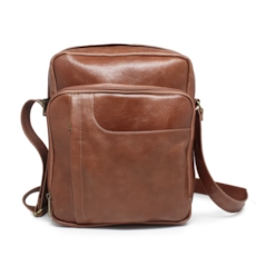 Bolsa Carteiro de Couro Masculina Miguel - Caramelo Bolsa Carteiro de Couro Masculina Miguel - Caramelo