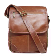 Bolsa Carteiro de Couro Masculina Oscar - Caramelo Bolsa Carteiro de Couro Masculina Oscar - Caramelo
